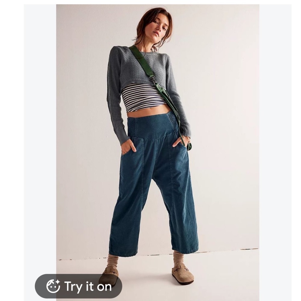 WE THE FREE People Lunan Cropped Harem Cord Pants S Boho